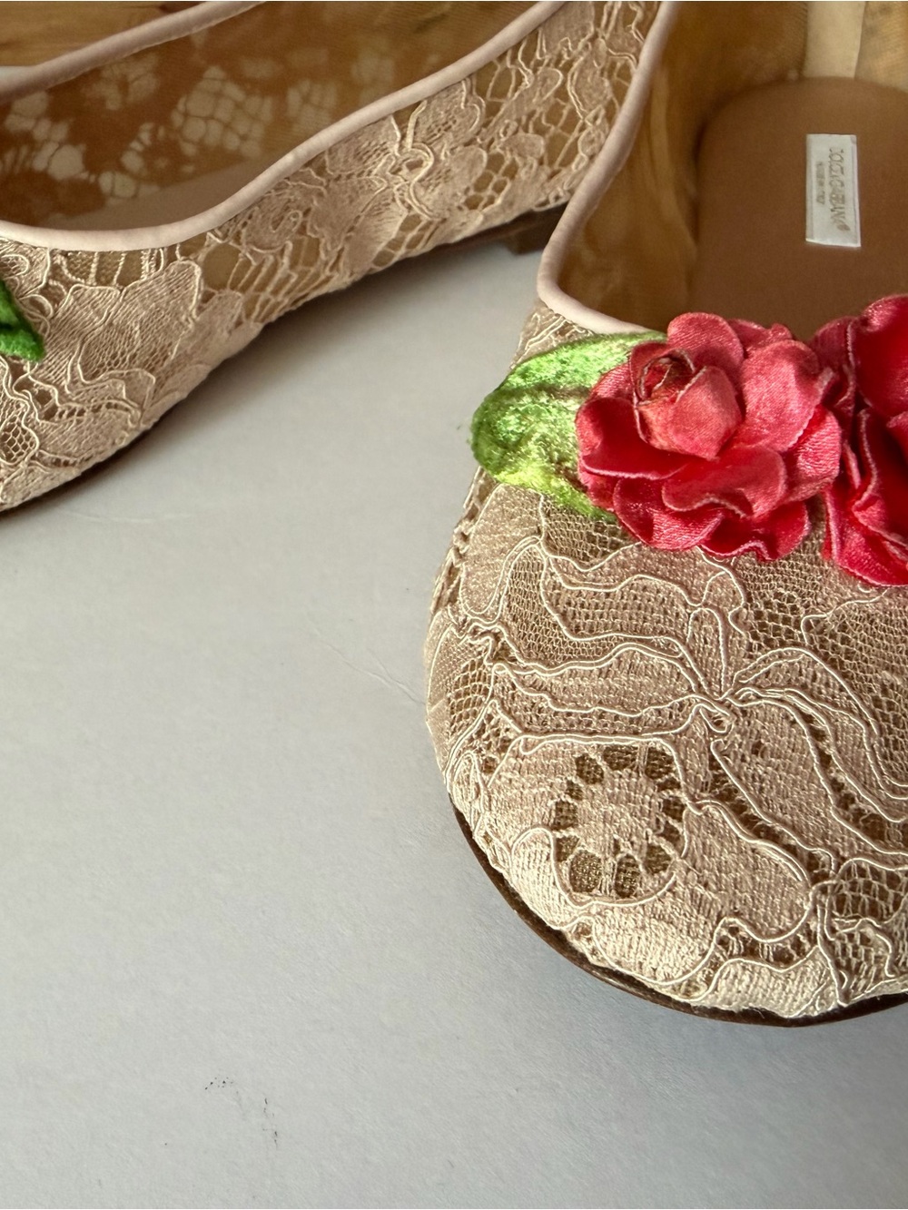 Dolce & Gabbana Beige Lace Ballet Flats with Pink Trim and Red Floral Appliqué - Picture 5 of 17